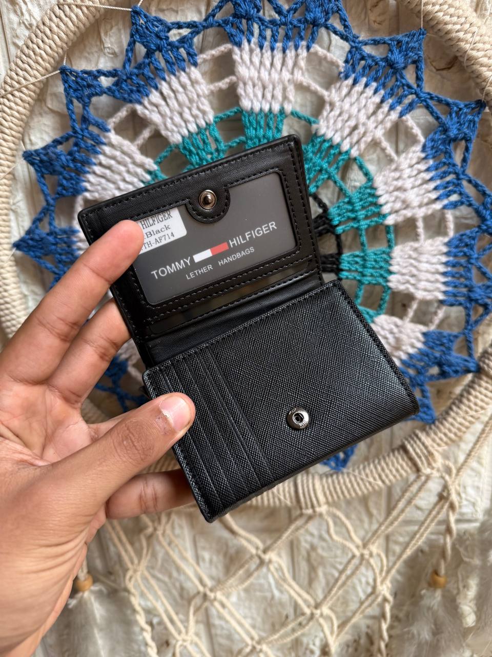 Tommy Hilfiger Men's Slim Wallet & Card Holder