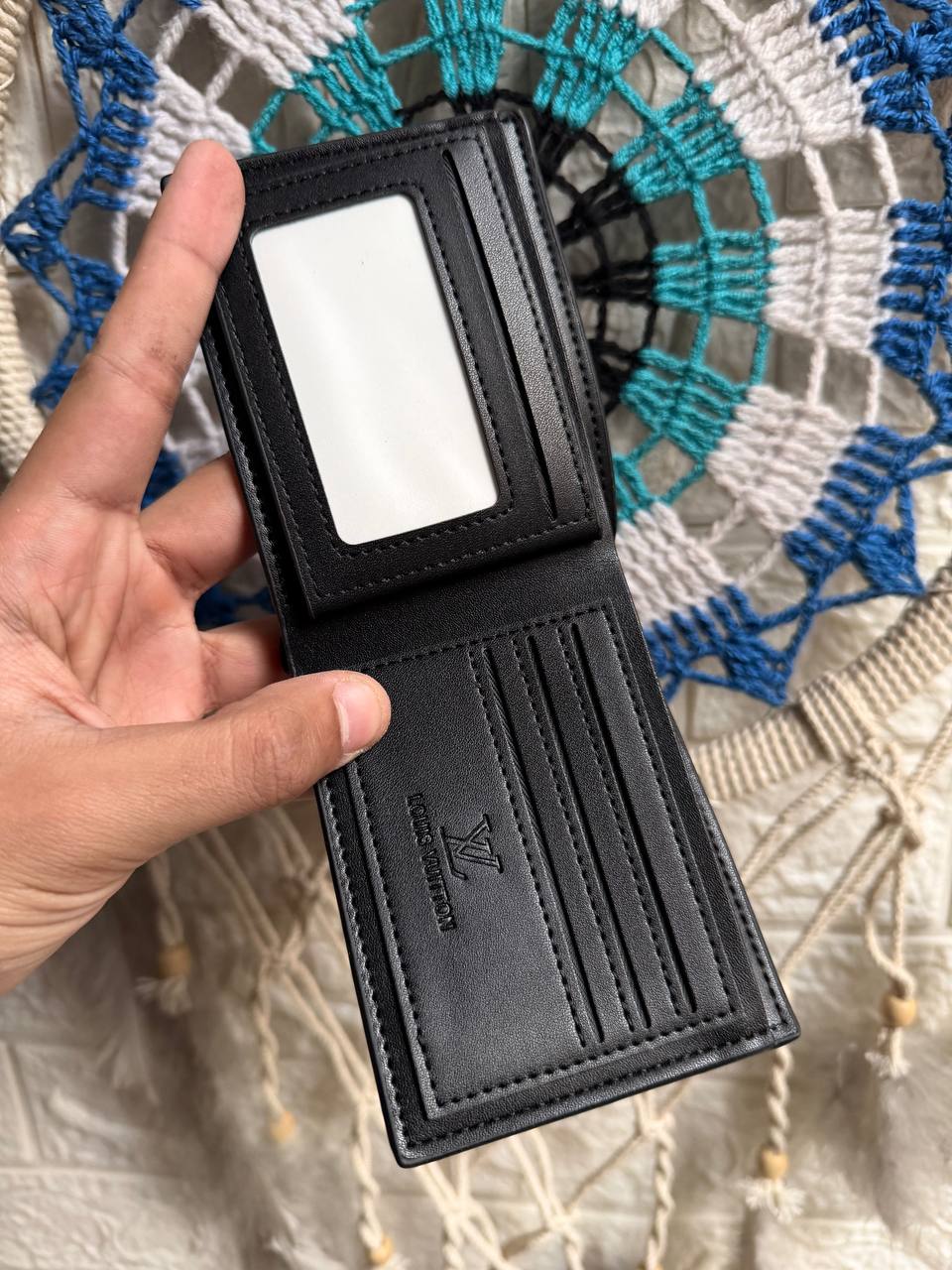 L-V Wallet 5