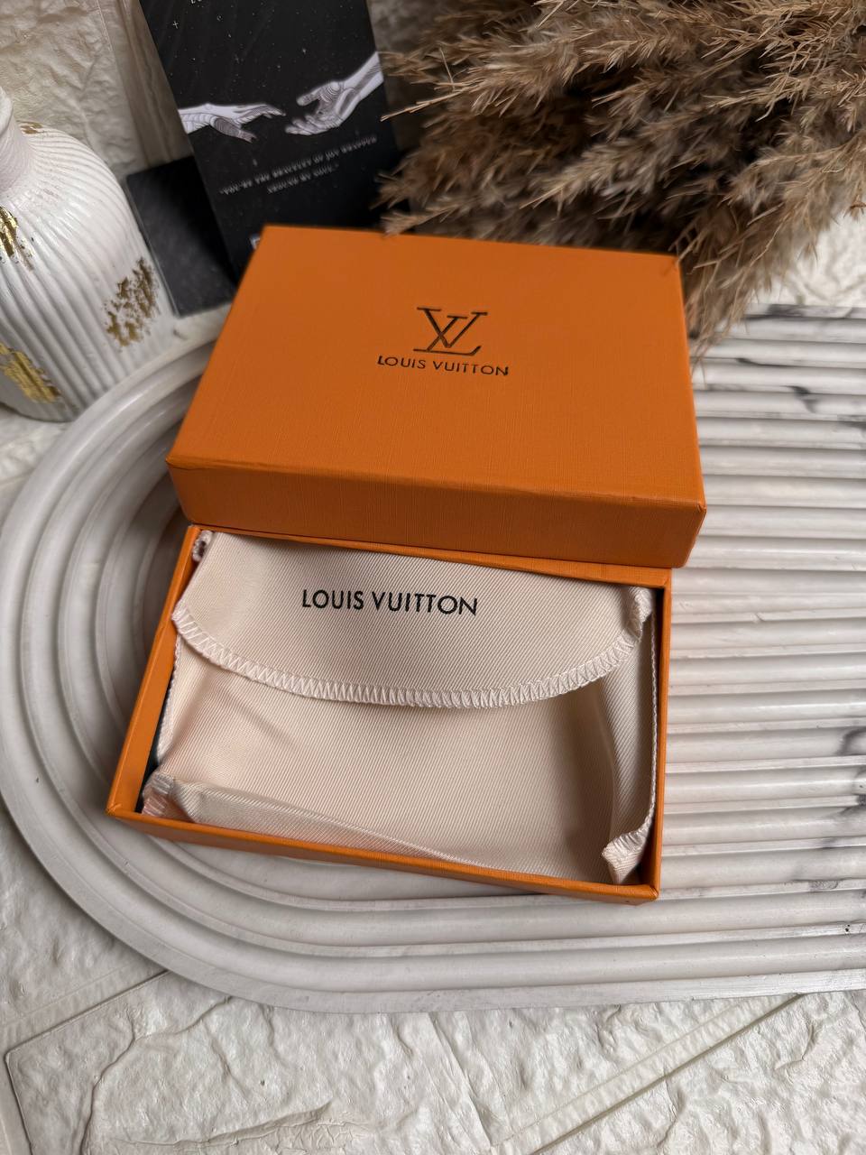 L-V Wallet 2 Color
