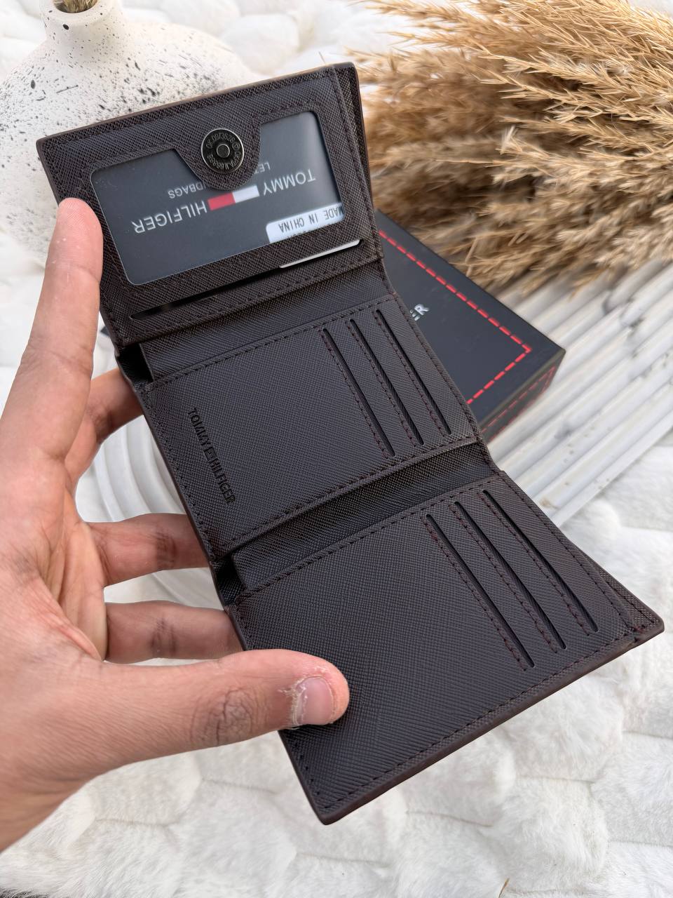 Premium Tommy wallet