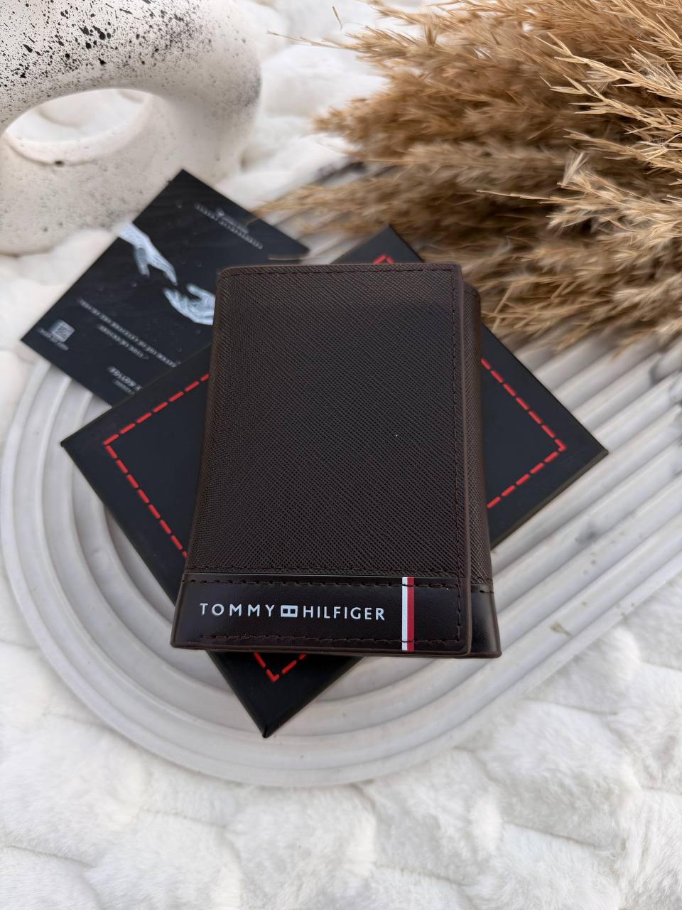 Premium Tommy wallet