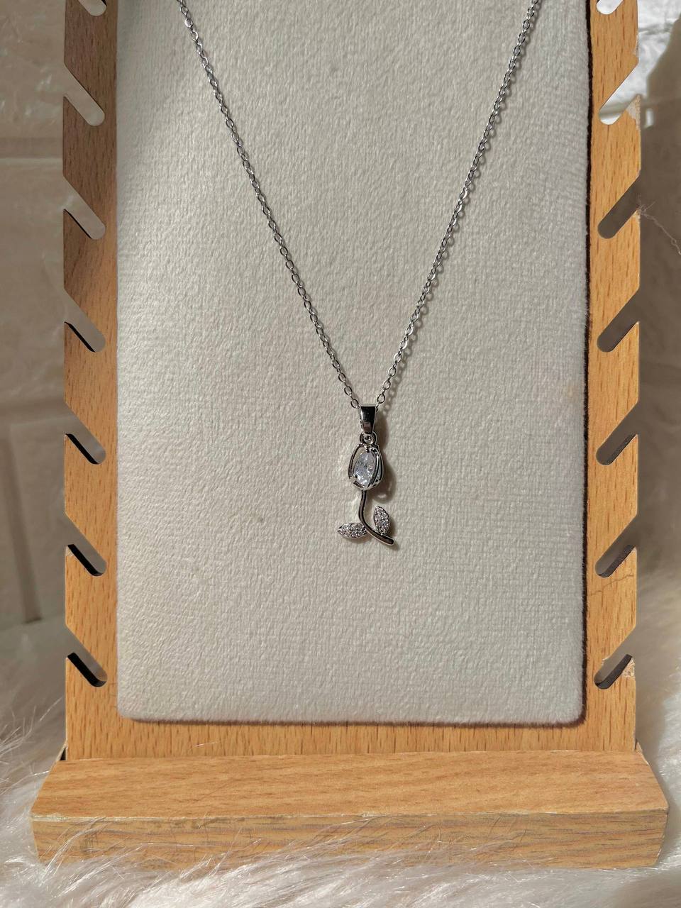Tulip Necklace
